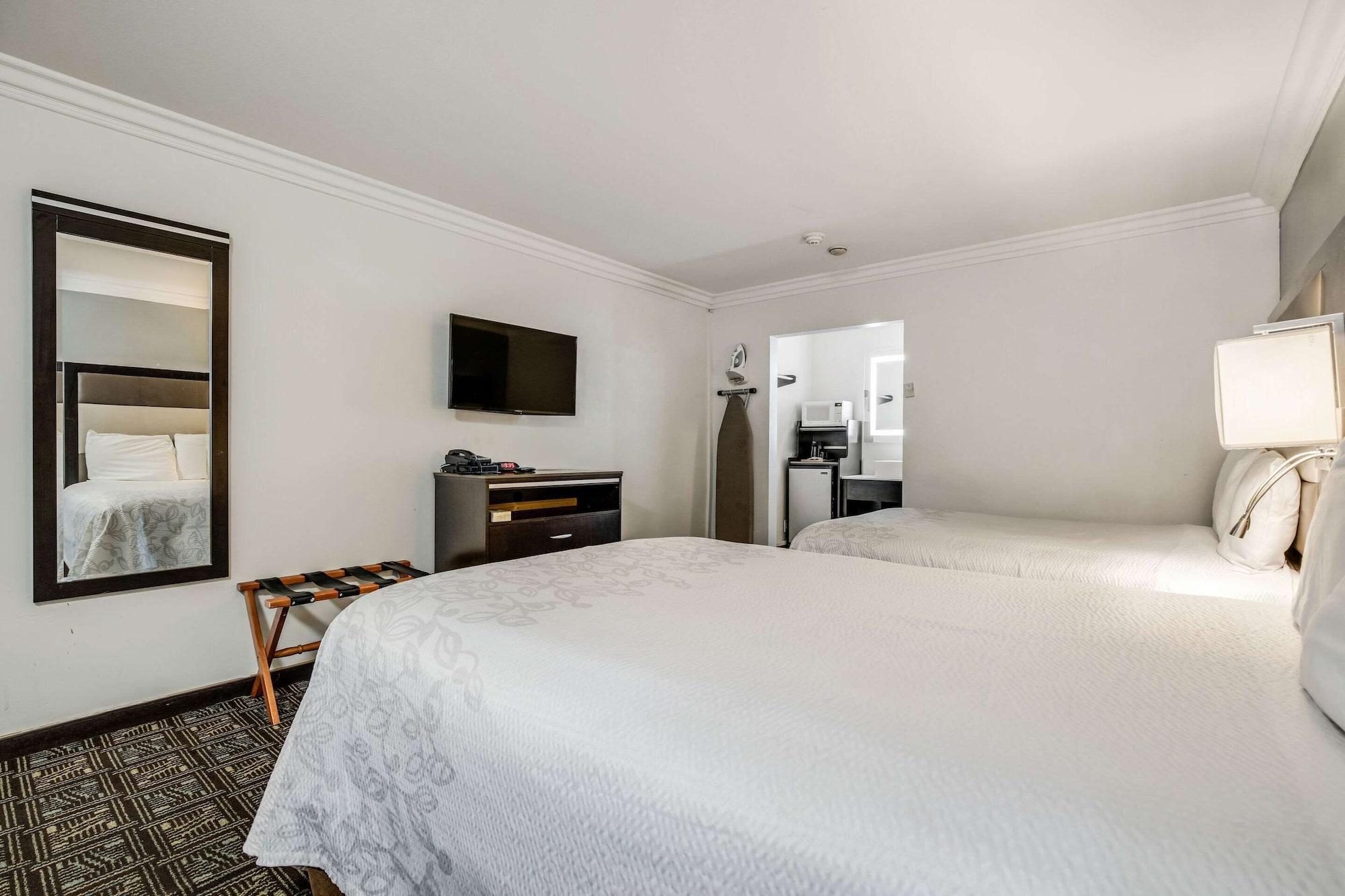 Rodeway Inn Old Town Temecula Bagian luar foto