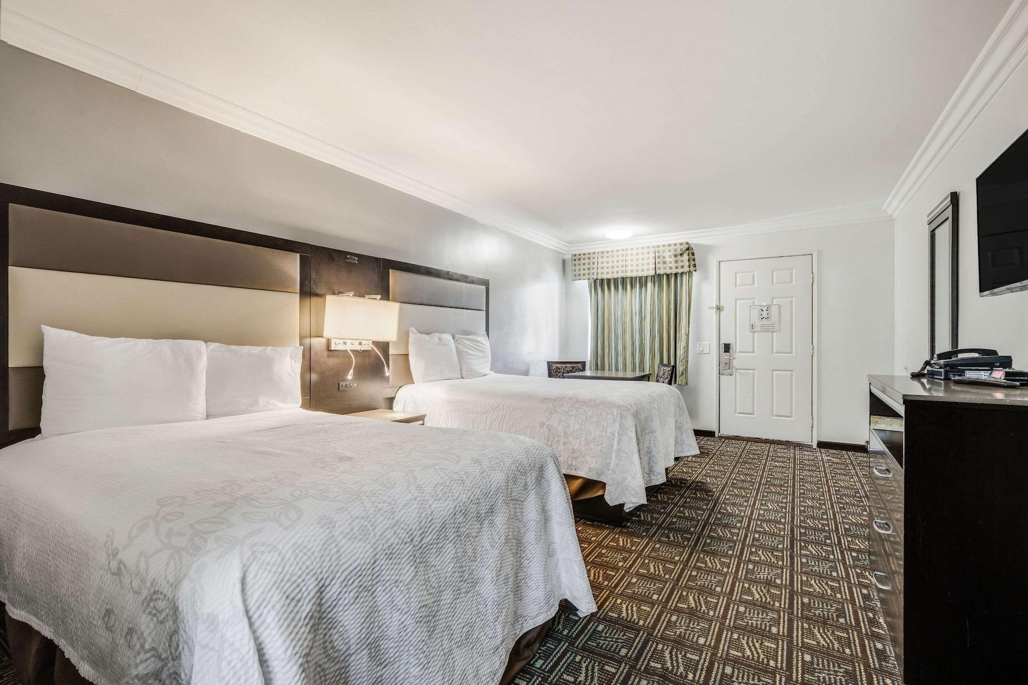Rodeway Inn Old Town Temecula Bagian luar foto